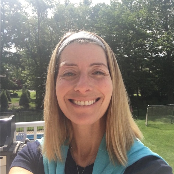 Michelle Rosenfeld - Poshmark Profile Picture of Michelle Rosenfeld (@morlans) on Poshmark