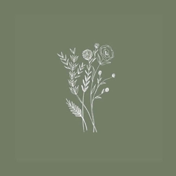 Profile Picture of Audrey Pearson (@audpearson26) on Poshmark