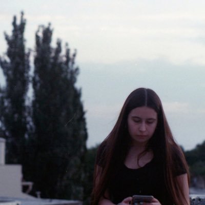 Profile Picture of Paula (@paulatripodi4) on Twitter