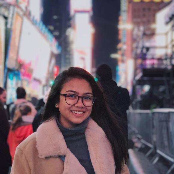 Profile Picture of Kathereena Baniqued (@kathereenab) on Poshmark