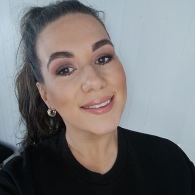 Profile Picture of Jessica Leonard (@JessicaFinn12) on Twitter