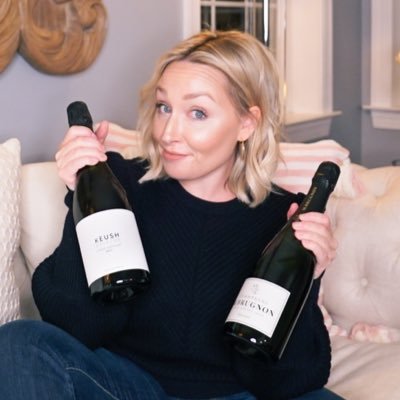 Profile Picture of Amanda McCrossin (@SommVivant) on Twitter