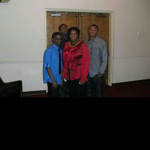 Allesha Wolfe - Poshmark Profile Picture of Allesha Wolfe (@alleshaw) on Poshmark