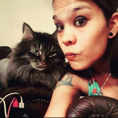 Profile Picture of Shelly Harding (@ShellyAHarding) on Twitter