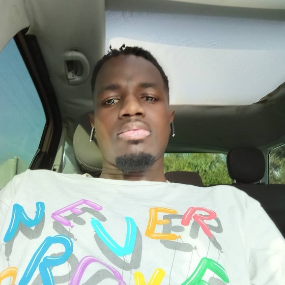 Darrien Grady - Poshmark Profile Picture of Darrien Grady (@darriengrady) on Poshmark