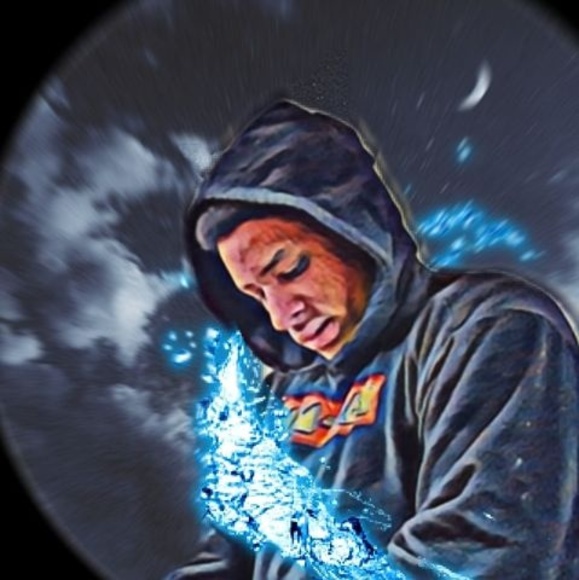 Profile Picture of Krisnondo Irizarry (@krisnondoi) on Poshmark