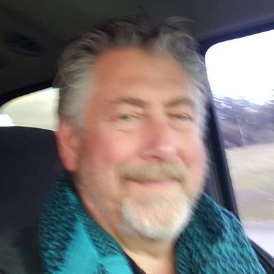 Profile Picture of Stu Carson (@LuxurynCountry) on Twitter