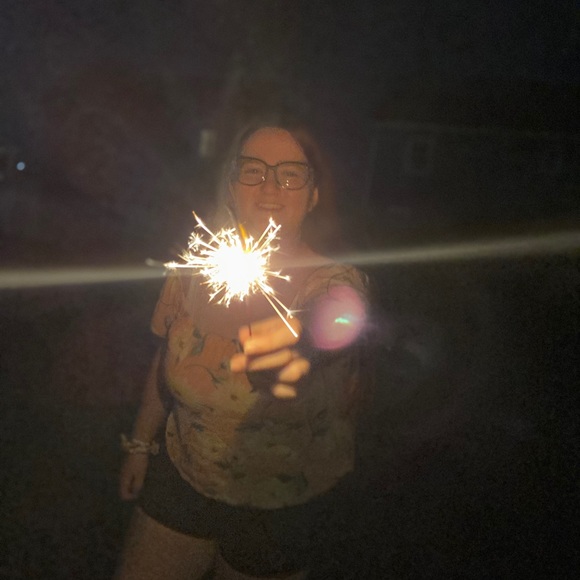 Profile Picture of Megan Palestro (@meganpalestro) on Poshmark