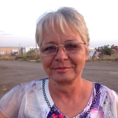Profile Picture of Debbie Bertelson (@DJBertelson) on Twitter