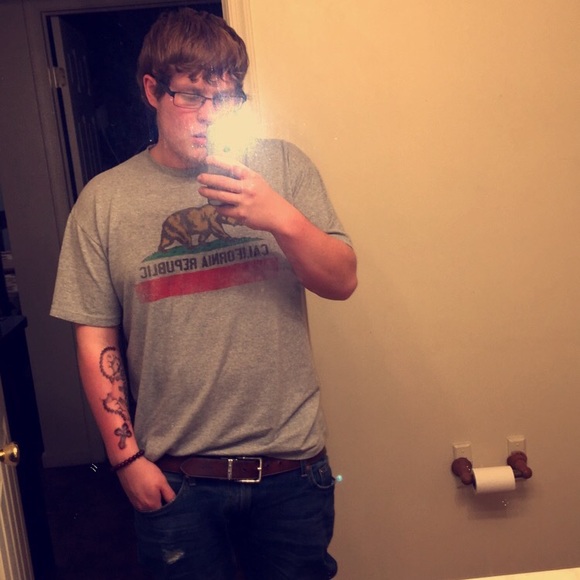 Profile Picture of Dakota Piperato (@dakotapip13) on Poshmark