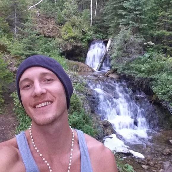 Profile Picture of Chase Grant (@chase_grant) on Poshmark
