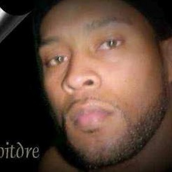 Profile Picture of Andre Smith (@adsmitty9662) on Poshmark