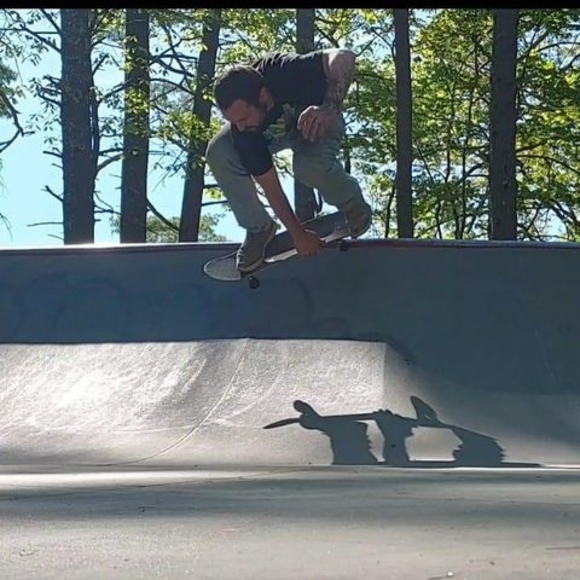 Joe Moody - Poshmark Profile Picture of Joe Moody (@jmoodz1962) on Poshmark