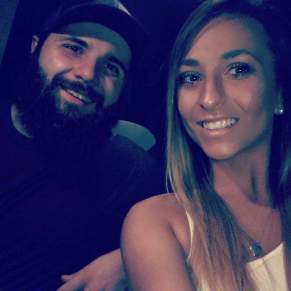 Profile Picture of Joey Pinacchio (@joeypinacchio) on Poshmark