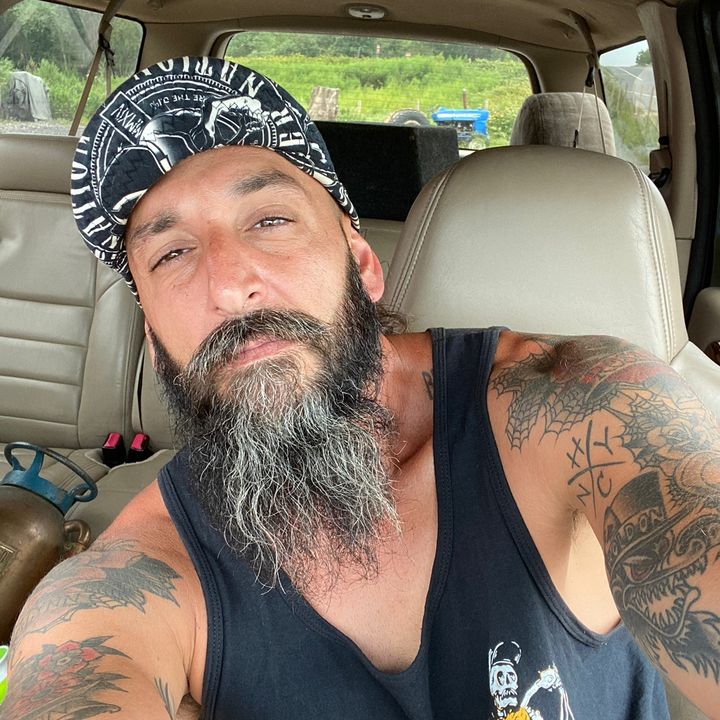 Profile Picture of Johnny pipes (@kickstand02) on Tiktok