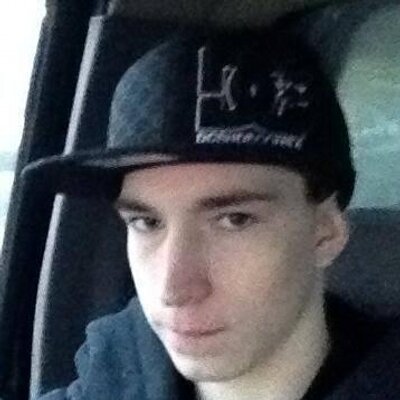 Profile Picture of Tyler Lee Burkholder (@liwatra1) on Twitter
