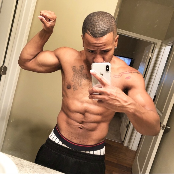 Nicolas Charles - Poshmark Profile Picture of Nicolas Charles (@fitnessboy) on Poshmark