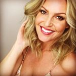 Profile Picture of Kelly Handevidt (@kellyhandevidt) on Instagram