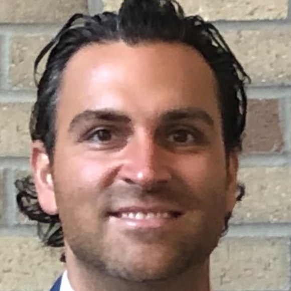 Profile Picture of Justin Benevides (@jbenevides) on Poshmark