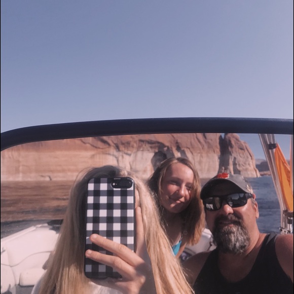 Alexa Betteridge - Poshmark Profile Picture of Alexa Betteridge (@alexabetteridge) on Poshmark