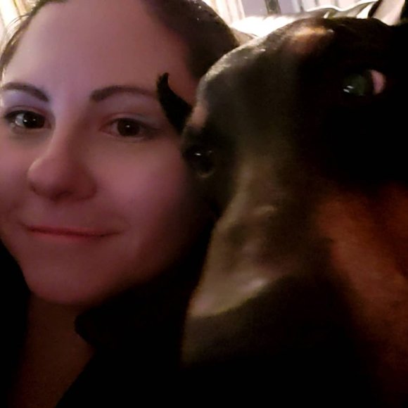 Profile Picture of Megann Gorsline (@cinnamongirl220) on Poshmark