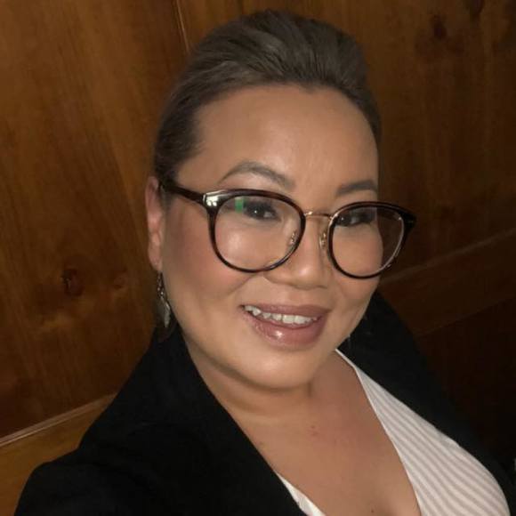 Profile Picture of Chandy Bok (@chandybok) on Poshmark