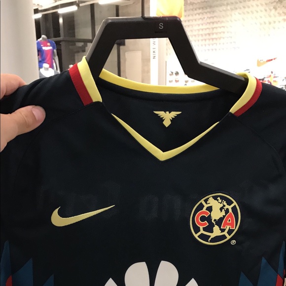 Profile Picture of Paolo Iuvone (@paoloiuvone) on Poshmark