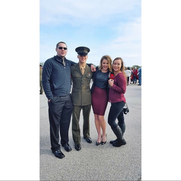 Profile Picture of Kayleigh ❤️ (@krlickliter) on Poshmark