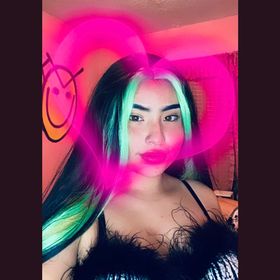 Profile Picture of Alexa Reyeslara (@alexareyeslara) on Pinterest