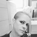 Profile Picture of Clare Tuson (@clarethorpe.art) on Instagram