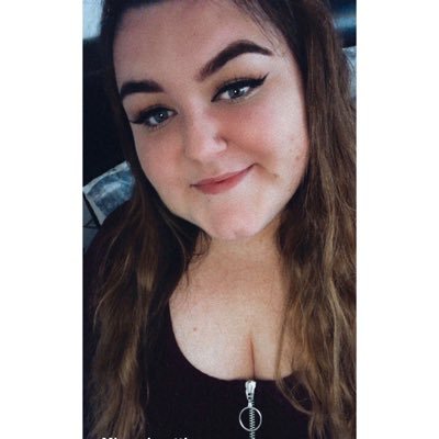 Profile Picture of ♡ Nicole (@FitzgeraldN_) on Twitter