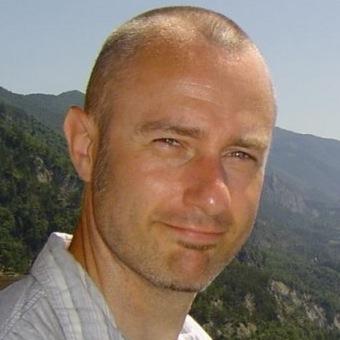 Profile Picture of Iain Gardiner (@HikerG) on Twitter