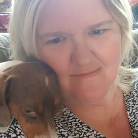 Profile Picture of Laurie Russell (@busymom90s) on Pinterest