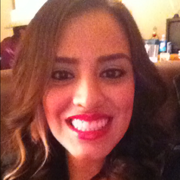 Profile Picture of Ayerim Molinar (@ayerim) on Poshmark