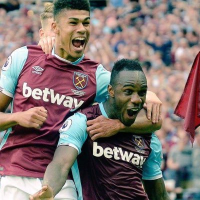 Profile Picture of  ⚒Joe Cronin  ⚒ (@joecronin99) on Twitter