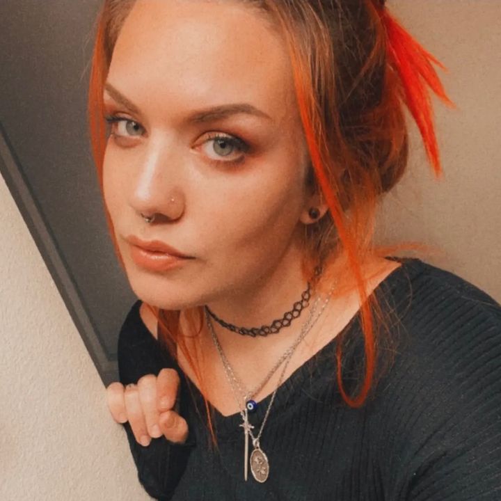 Profile Picture of 𝐋𝐮𝐜𝐲 𝐒𝐭𝐞𝐥𝐥𝐚 (@lucystella371) on Tiktok