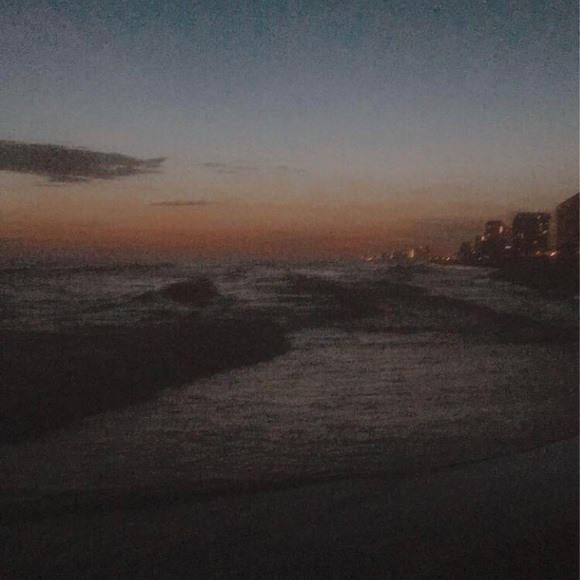 Profile Picture of Lucy Baalman (@lucybaalman) on Poshmark