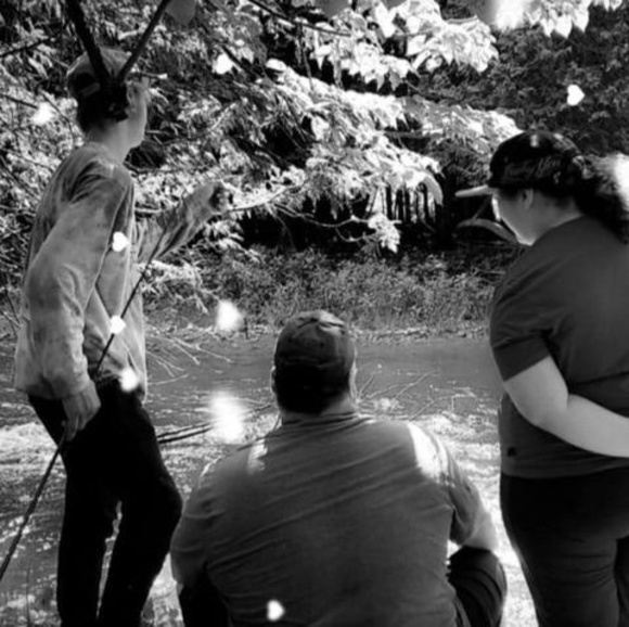 Profile Picture of Elmer James (@elmerjames) on Poshmark