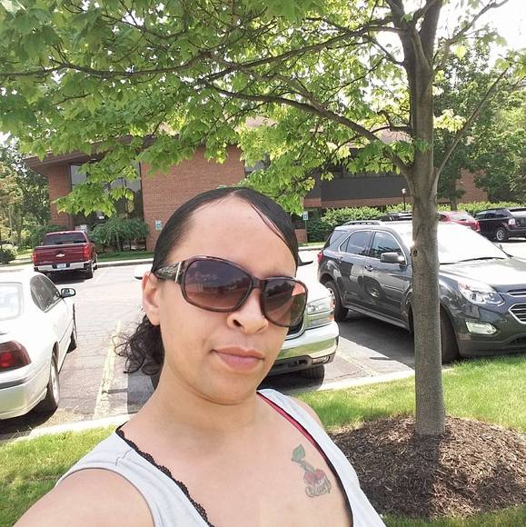 Profile Picture of Ann Overley (@sexyred1979) on Poshmark