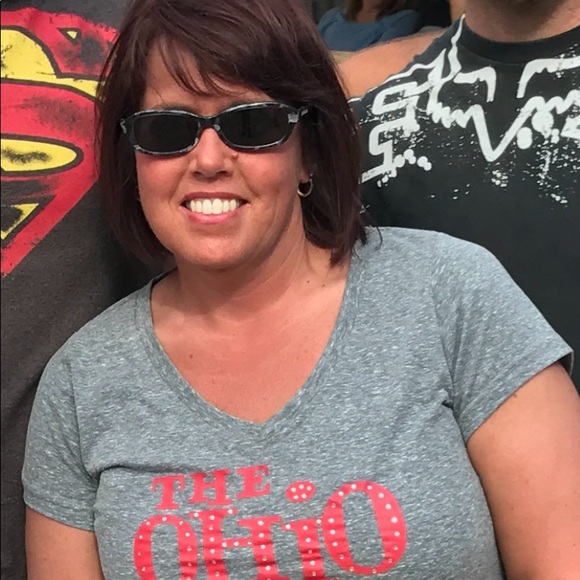 Profile Picture of Shawna Birkhimer (@mcdbirk) on Poshmark