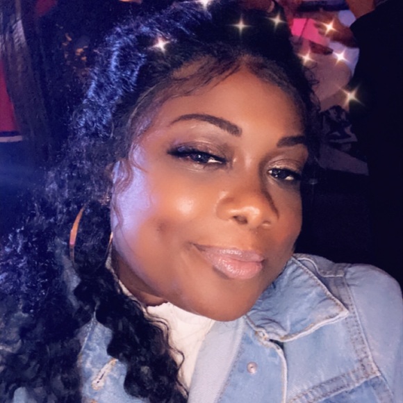 Profile Picture of Sherry Bogle (@nightnurse_sby) on Poshmark