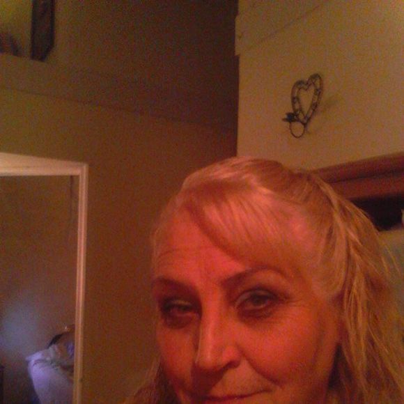 Profile Picture of Laura Rausch (@laura_rausch) on Poshmark
