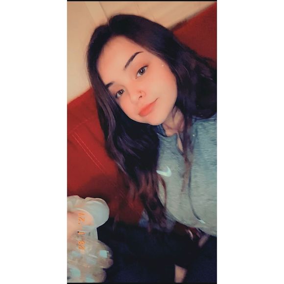 Profile Picture of Stevie Grissinger (@sgrissinger) on Poshmark