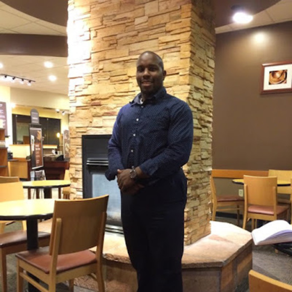 Profile Picture of Rashawn Johnson (@jhnsnrshwn) on Poshmark