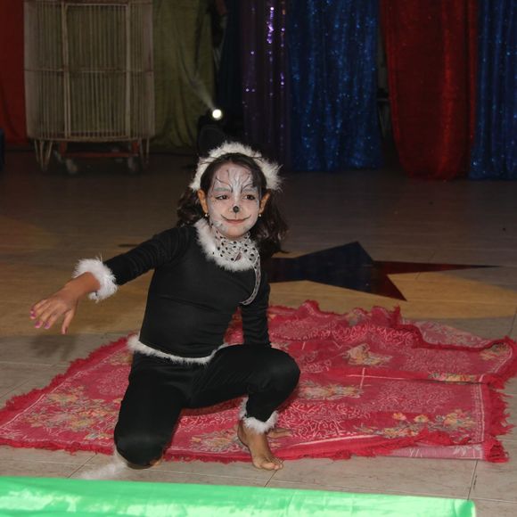 Profile Picture of Victoria Morillo (@victoriamorillo) on Poshmark