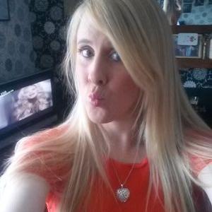 Profile Picture of Rachel Healey (@RachHealey14) on Twitter