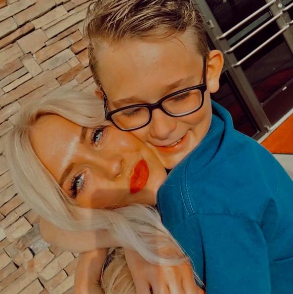 Profile Picture of Whitney Hess (@whitneyhess791) on Poshmark