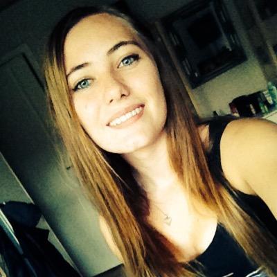 Profile Picture of Sandra Danielsen (@Love_2_Me) on Twitter