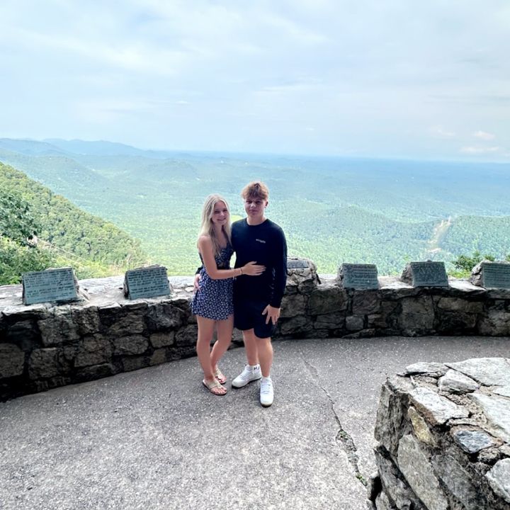 Profile Picture of Brookelyndrew (@brookelyndrew) on Tiktok