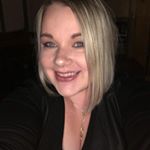 Profile Picture of Michelle Devaney (@shellyshell85) on Instagram
